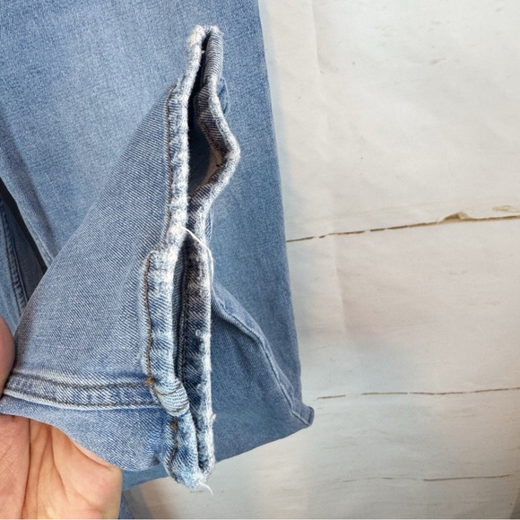 Abercrombie & Fitch | The 90s Slim Straight Ultra High Rise Jean, 29 - Picture 6 of 13